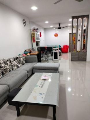 Family Homestay @ Taman Genesis, Batu Kawa  ? Vacation rental in Kuching