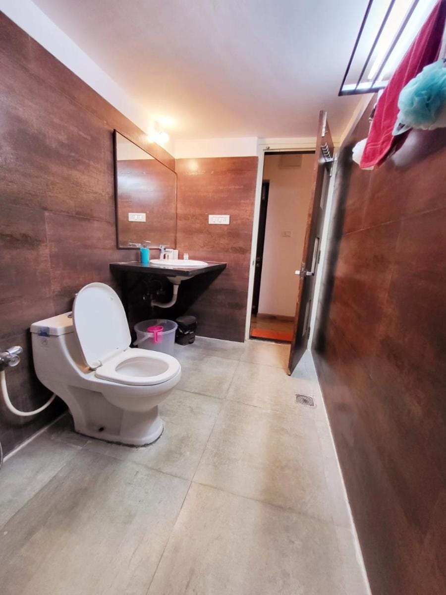 Room queen in the premium apartment Black Orchid Vacation rental in Bengaluru