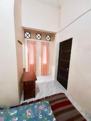 Homeymee Homestay Syariah Vacation rental in Surabaya