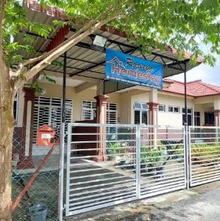 Razeeya Homestay Vacation rental in Terengganu, Malaysia