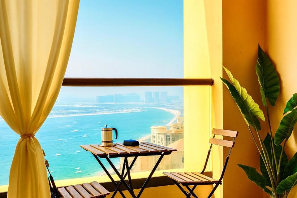 Dubai Sea View Hostel  Palm View Hotel in Dubai