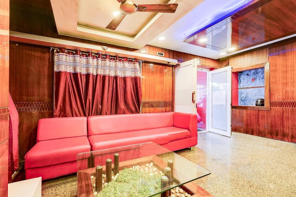 FabHotel New Olive Residency Hotel in Chennai