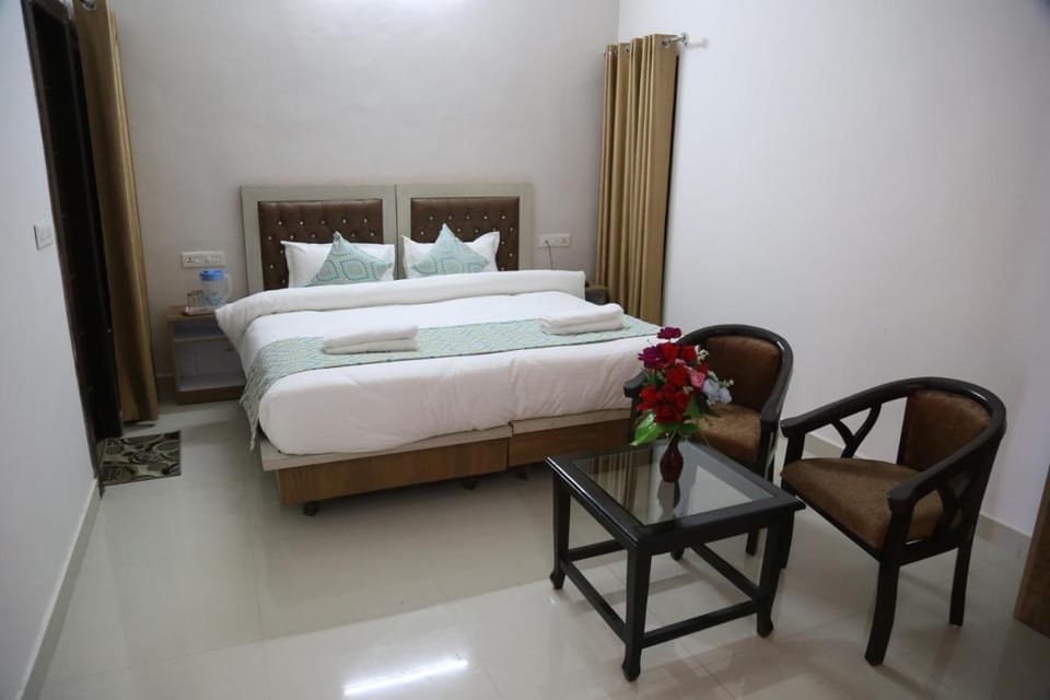 Hotel Yog Tapovan Hotel in Rishikesh