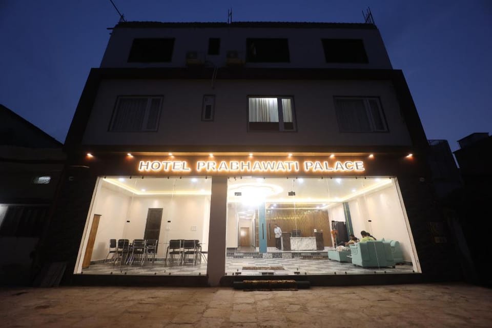 Hotel Prabhawati Palace Hotel in Varanasi