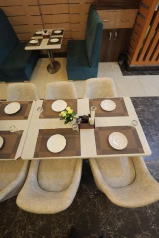 HOTEL SRG INN Apartment in Uttar Pradesh