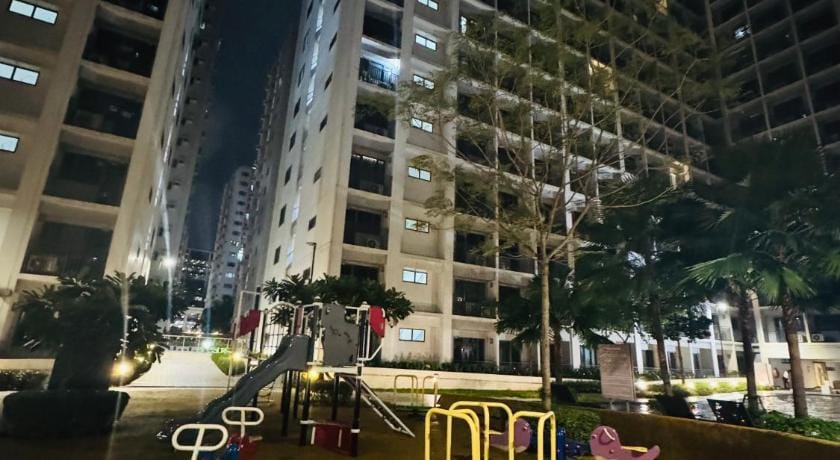 SHORE Staycation in MOA by MLG Hotel in Pasay