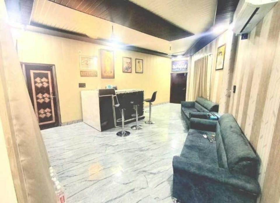 Hotel O by OYO The Family Palace Hotel in Nepal
