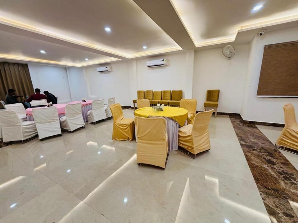 HOTEL THE ANANTA INN Hotel in Uttar Pradesh