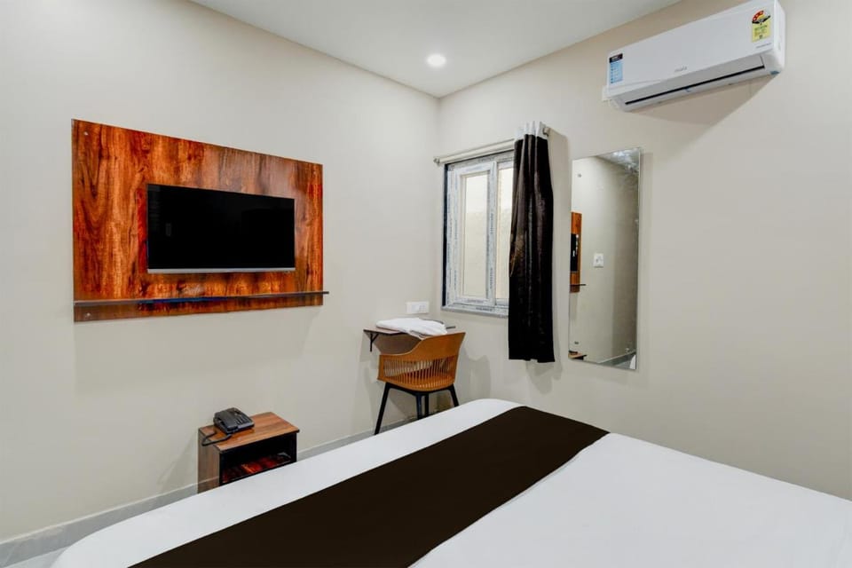 Super Collection O Chaitanyapuri Metro Station Hyderabad Hotel in Hyderabad