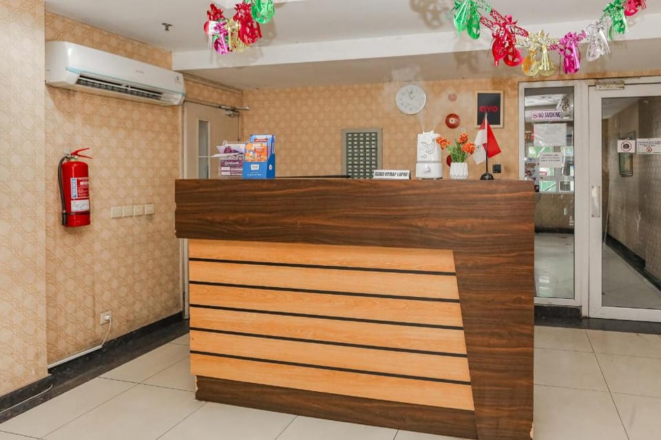 Capital O 94796 Apartment Mutiara Bekasi Hotel in West Java