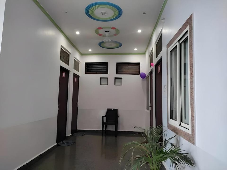 Govind Bhawan Vrindavan Uttar Pradesh Hotel in Uttar Pradesh