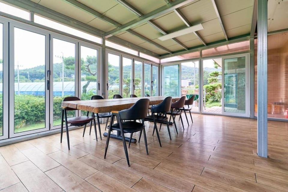 Daebudo Nonddureong Bed and Breakfast in Gyeonggi-do