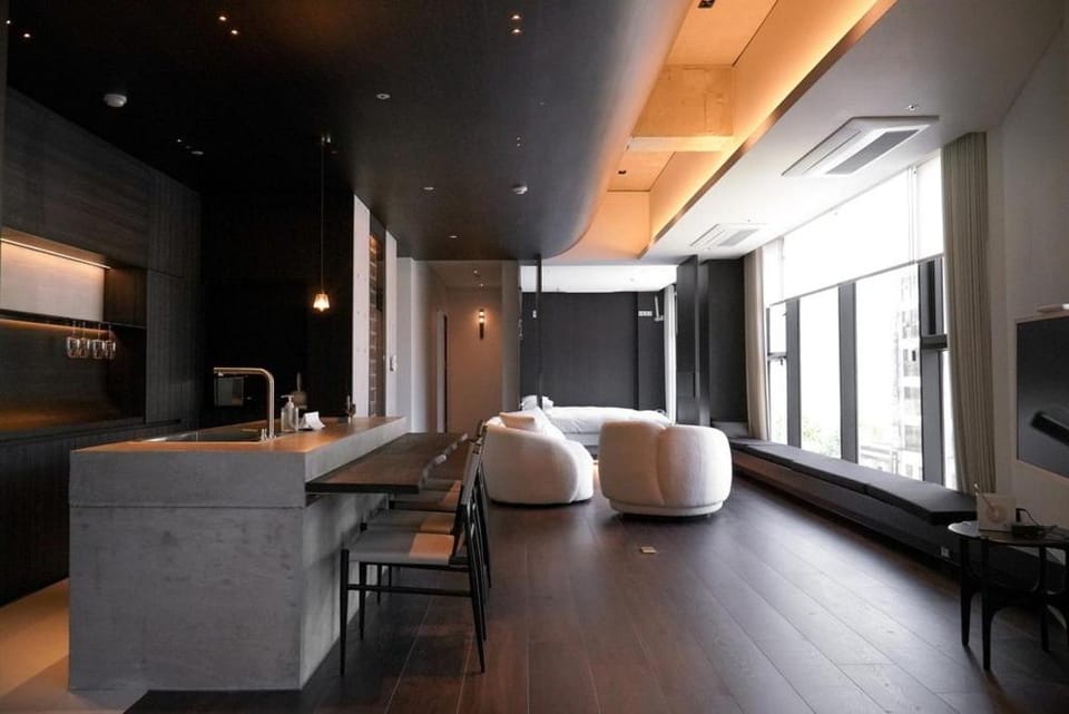The Moor Pool Villa Bed and Breakfast in Busan