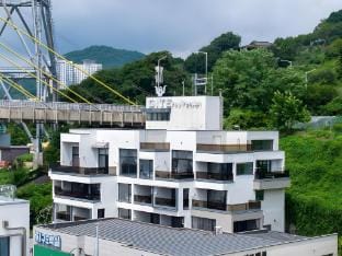 Yeosu Gite Hostel (Near Romantic Pocha) Bed and Breakfast in South Korea