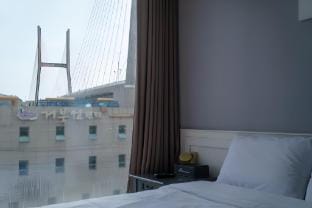 Yeosu Gite Hostel (Near Romantic Pocha) Bed and Breakfast in South Korea
