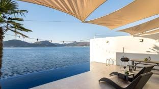 In The Sunset Pool Villa Bed and Breakfast in South Korea
