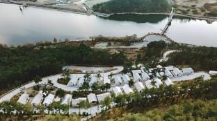 Jirisan Lake Resort Bed and Breakfast in South Korea