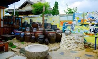 Gyeonggijeon Byeoldangchae Bed and Breakfast in South Korea