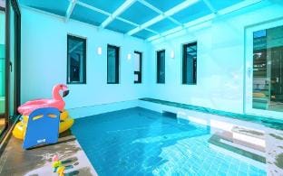 Pool Villa 467 Bed and Breakfast in South Korea