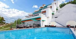 Marine Terrace Pool Villa Pension Bed and Breakfast in South Korea