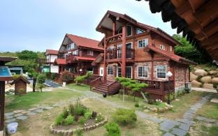 Yeolji Pension Bed and Breakfast in Busan