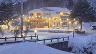 Bongpyeong Byeol-Bit Pension Bed and Breakfast in South Korea