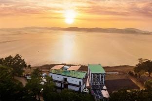 Karma Pension Bed and Breakfast in Gyeonggi-do