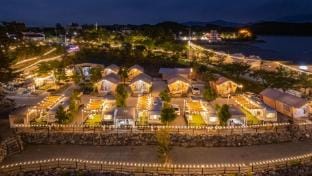 Bitosum Autocamping Caravan&amp;amp;amp;amp;amp;amp;amp;amp;amp;amp;Glamping Bed and Breakfast in South Korea