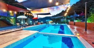 Casanoble Poolvilla Bed and Breakfast in Gyeonggi-do