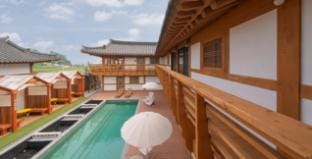 Stay At Gampo Hanok Pool Villa Pension In Gyeongju Bed and Breakfast in South Korea