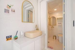 White Cube Pool Villa Bed and Breakfast in Gyeonggi-do