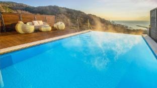 Uljin Beatrice Pool Villa Bed and Breakfast in South Korea