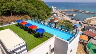 Delight 107 Pool Villa Bed and Breakfast in South Korea