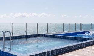 Deepson Pool Villa Bed and Breakfast in South Korea