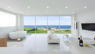 J nine Poolvilla Pension Bed and Breakfast in South Korea
