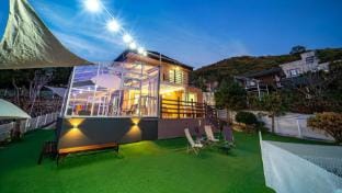 Genie Kids Private Pool Villa Bed and Breakfast in Gyeonggi-do
