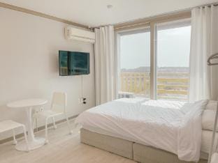 The West Byeonsan Resort Bed and Breakfast in South Korea
