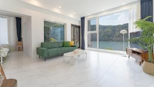 Durban Pool Villa Bed and Breakfast in Gyeonggi-do