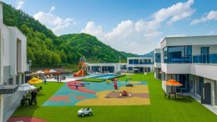 Loro Kids Pool Villa Resort Bed and Breakfast in Gyeonggi-do