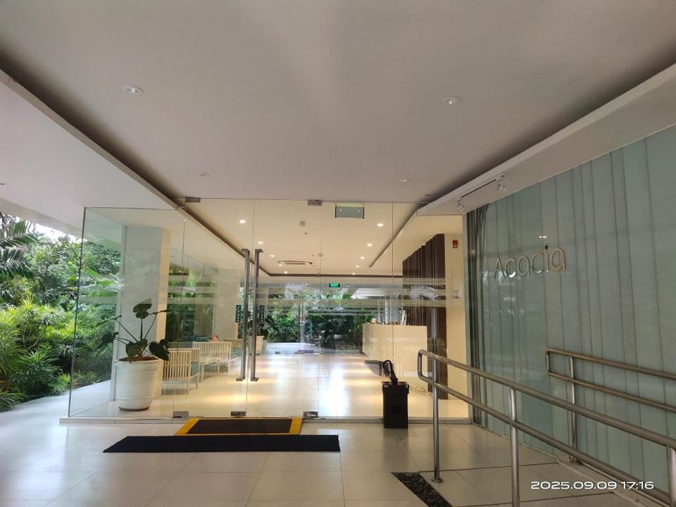 Homecation @ Tambuli suite deluxe room Hotel in Lapu-Lapu City