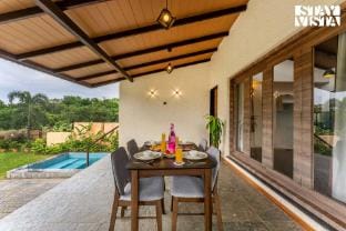 Blisswood Villa by VEO - Part of StayVista Villa in Maharashtra