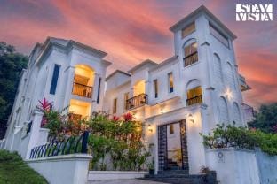 StayVista at Corville Ridge Villa in Mandrem