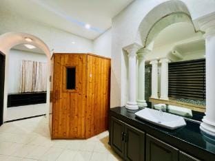 100 TVN Villa in Ho Chi Minh City