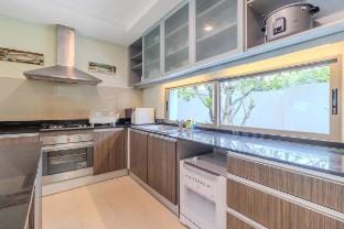 *3BR Peaceful Pool Villa, Garden & Jacuzzi V241 Villa in Phuket
