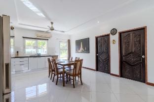 *3BR /w Pool Close to Phuket’s Best Beaches V245 Villa in Rawai