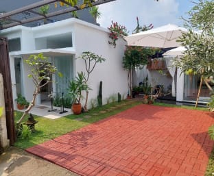 Villa Rumah Cherry Bandung Villa in Lembang