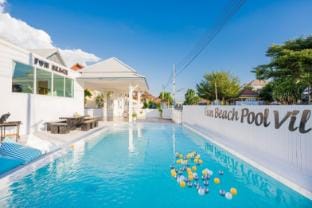 Fun Beach Pool Villa พูลวิลล่าติดทะเล   Villa in Chon Buri Changwat