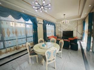 Green Wonderland · Pool Villa 5 Bed &Kitchen Villa in Pattaya City