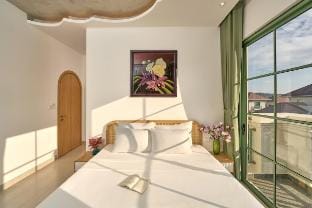 Luxury 4 br Solar Villa-Tropical Garden Khem Beach Villa in Phu Quoc