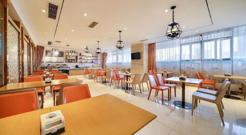 Chongqing Qiansu Qingpan Hotel解放碑洪崖洞店 Hotel in China